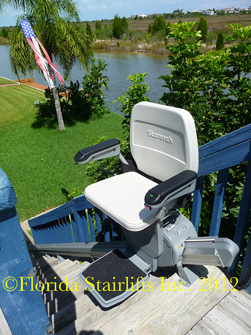 Stannah 320 Outdoor stairlift