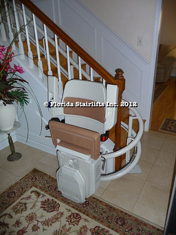 Custom curving Florida Stairlifts Inc. stair lift